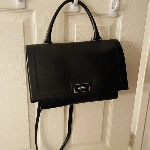 GIVENCHY BROWN LEATHER SHARK MEDIUM SHOULDER/SATCHEL BAG - NEW - Picture 4 of 7